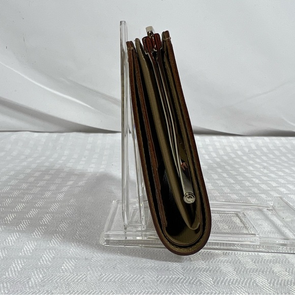 Yves Saint Laurent Collection Beige Kisslock Wallet Clutch w/ Box - Picture 4 of 11